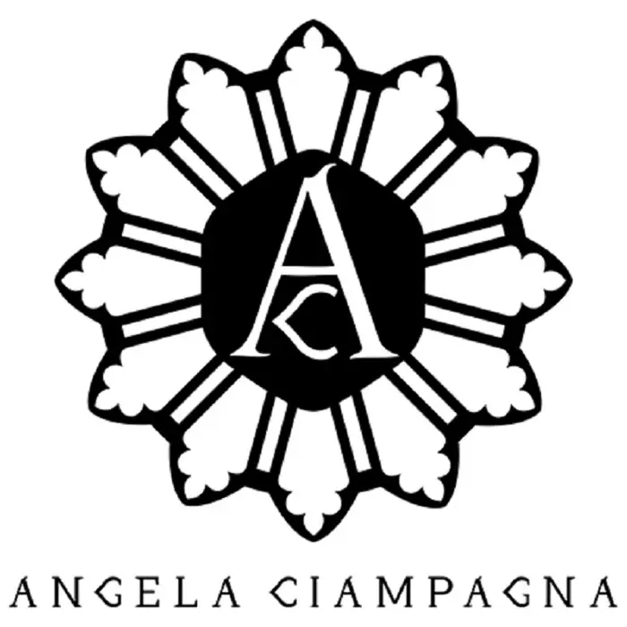 Angela Ciampagna - فروشگاه هامین