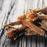 گروه بویایی چوبی ادویه ای (wood spicy)