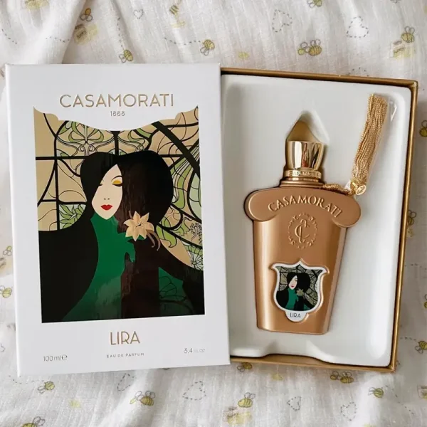 آنباکس عطر زنانه Xerjoff Lira
