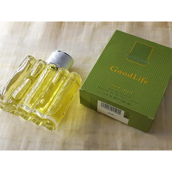 نمای کناری عطر مردانه دیویدوف گود لایف