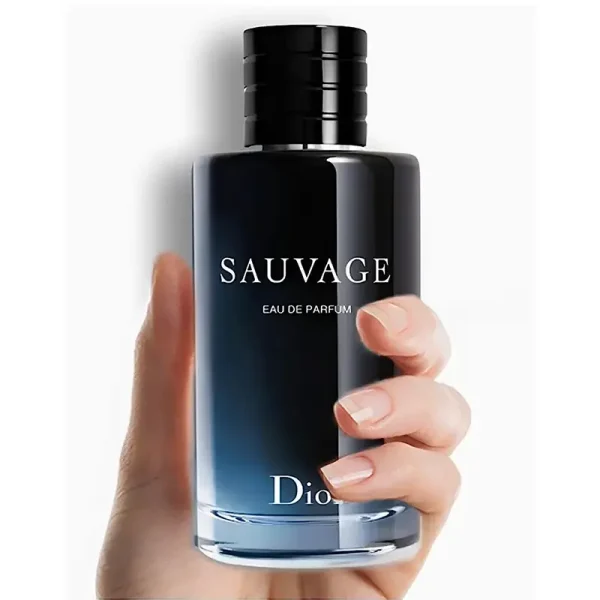 بطری عطر مردانه دیور ساواج ادوپرفیوم