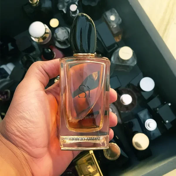 خرید و قیمت عطر Giorgio Armani Si
